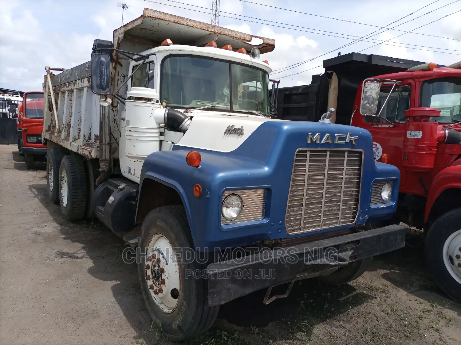 🚛 Mack Dumper Heavy-Duty Truck | Available in Lagos - Reliable 10-Tire Option