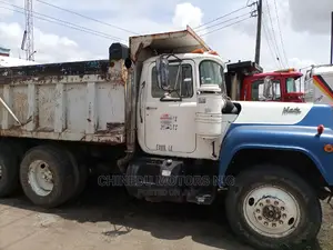 🚛 Mack Dumper Heavy-Duty Truck | Available in Lagos - Reliable 10-Tire Option - Image 5