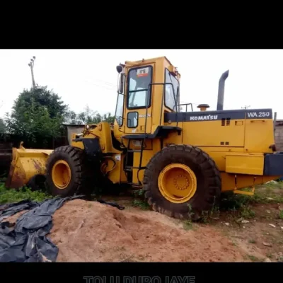 🚜 Komatsu WA250 Loader for Sale in Lagos - Powerful & Well-Maintained