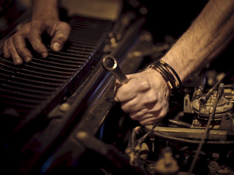 Auto45 Certified Mechanic running car inspection